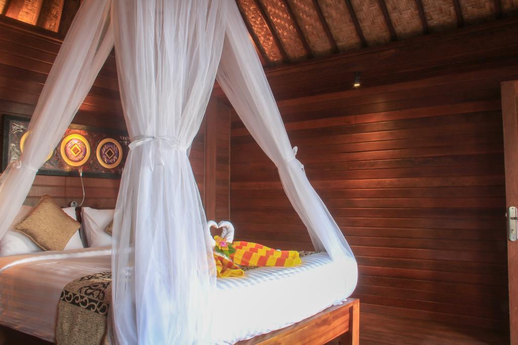 Seaside Huts Lembongan Hotel Exterior photo